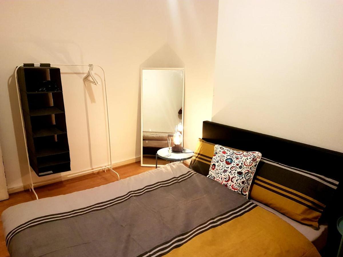 Budget House In Gants Hill Bed and Breakfast Ίλφορντ Εξωτερικό φωτογραφία