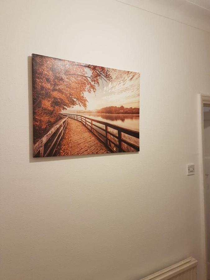 Budget House In Gants Hill Bed and Breakfast Ίλφορντ Εξωτερικό φωτογραφία
